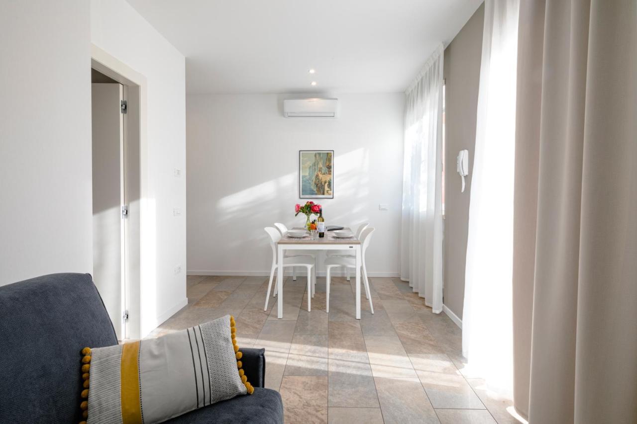 דירות ריבה דל גארדה Residenza Ai Ferrari מראה חיצוני תמונה